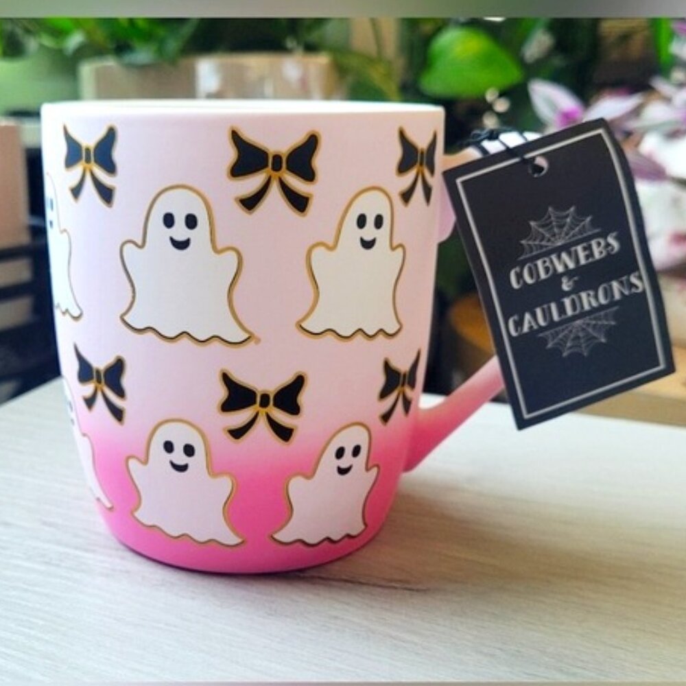 👻 SALE Ghost Bow Mug by Cobwebs & Cauldrons